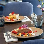 Hotel Leonardo Royal Frankfurt 4*