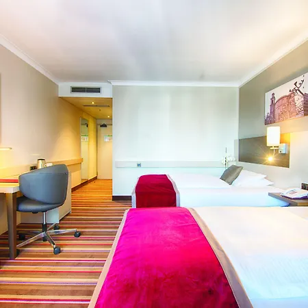 法兰克福莱昂纳多皇家酒店 酒店 4*