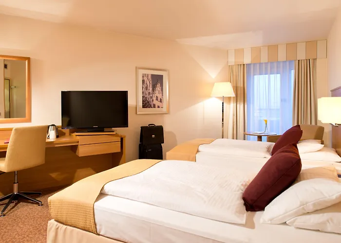 Hotel Leonardo Royal Frankfurt 4*