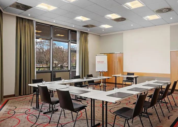 Leonardo Royal Frankfurt 4*