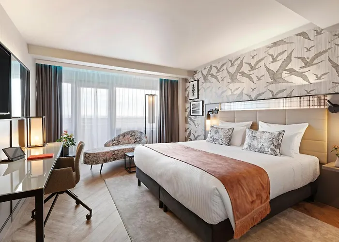 Otel Leonardo Royal Frankfurt 4*