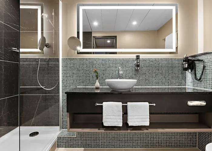 Leonardo Royal Frankfurt Otel